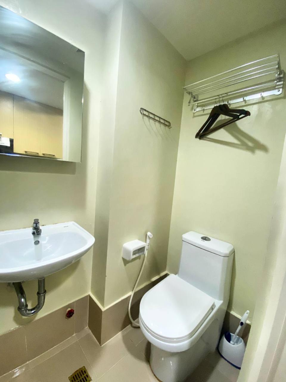 Cozynest Rentals At Brenthill Condominium Baguio City Eksteriør billede